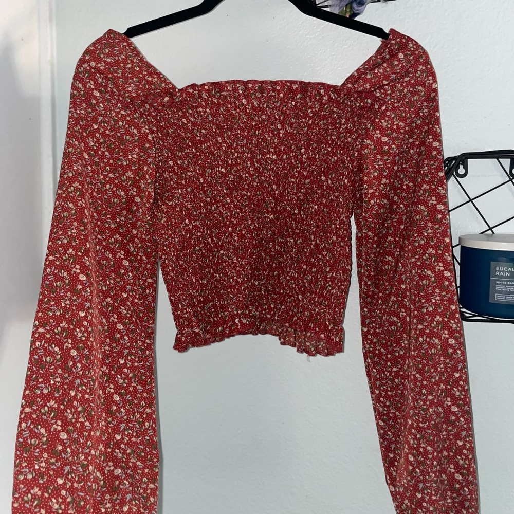 Crop shirt with sleeves from Shein size medium